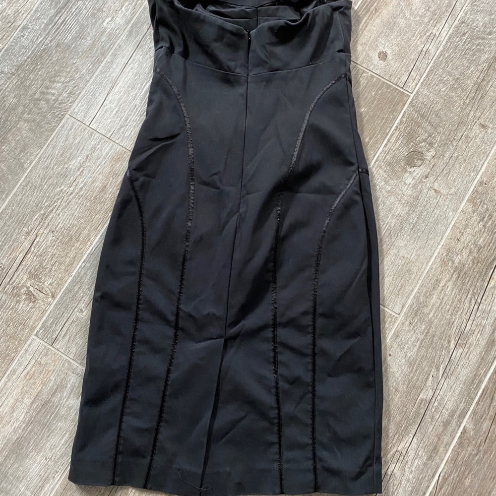 Classic Express Black Strapless Dress - Picture 3 of 4